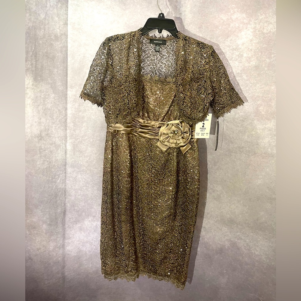 Womans Size 6 Formal Dress